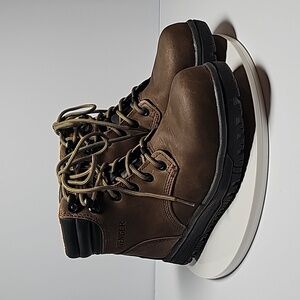 NWOT Avenger Waterproof Work Boots Brown Leather Comp Toe Flex Welt Leather 7